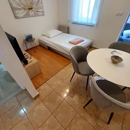 Viki Zadar