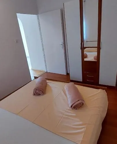 Viki Апартаменты *